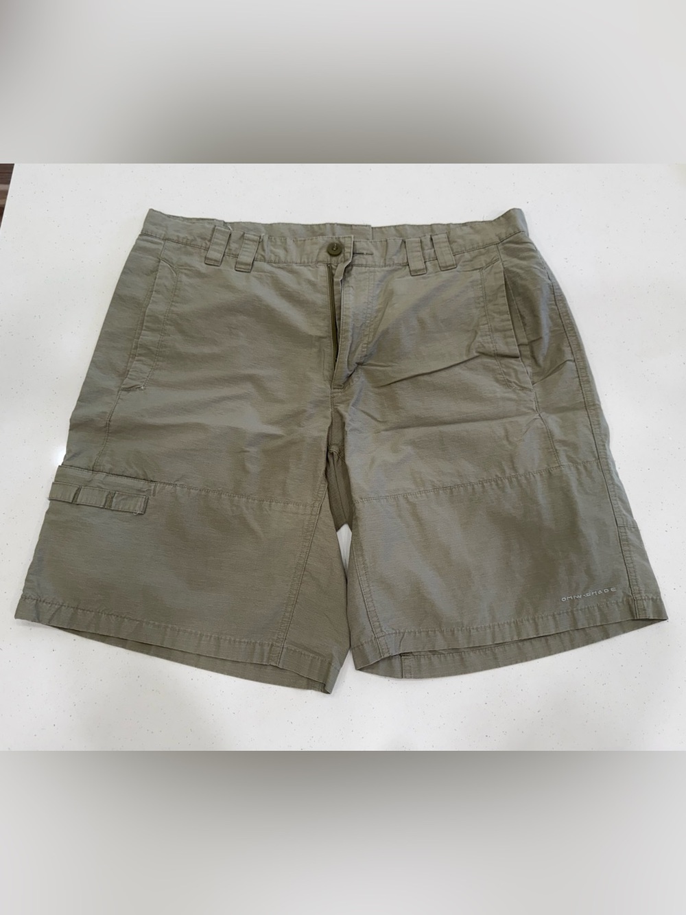 Columbia Men's Olive Cargo Shorts